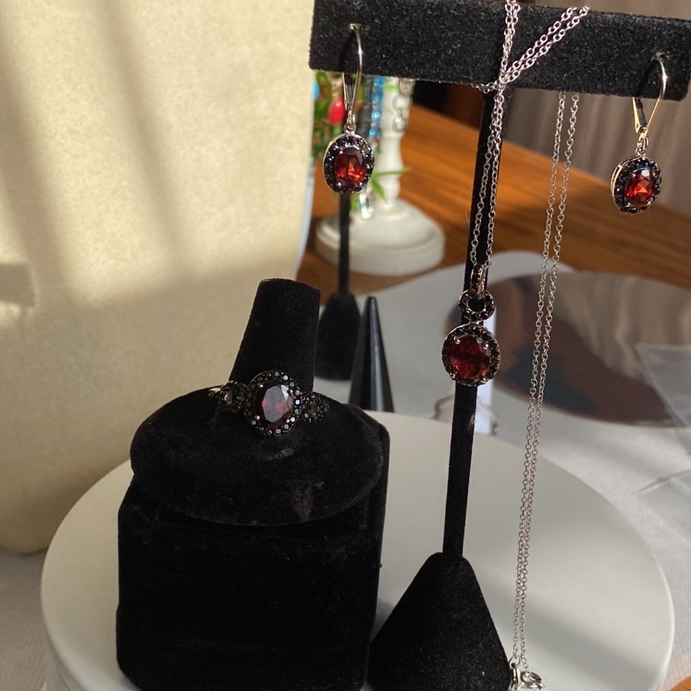 πΈ VEMELHO GARNET AND BLACK SPINEL COMPLETE SET πΈ SIZE 8 RING πΈ - Picture 7 of 16